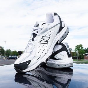New Balance - Men's 551 - White/Silver